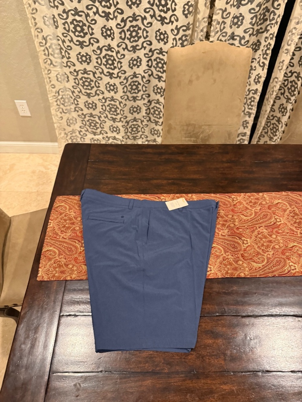 Peter Millar Men's Size 42 Navy Shackleford Hybrid Shorts $105